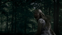 extant_GameOfThrones_4x02-TheLionAndTheRose_0098