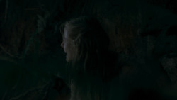 extant_GameOfThrones_4x02-TheLionAndTheRose_0116