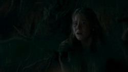 extant_GameOfThrones_4x02-TheLionAndTheRose_0120