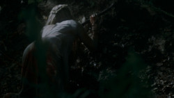 extant_GameOfThrones_4x02-TheLionAndTheRose_0153