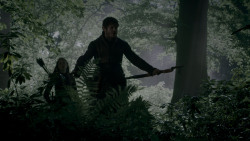 extant_GameOfThrones_4x02-TheLionAndTheRose_0170