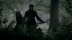 extant_GameOfThrones_4x02-TheLionAndTheRose_0171