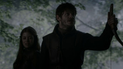 extant_GameOfThrones_4x02-TheLionAndTheRose_0186