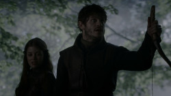 extant_GameOfThrones_4x02-TheLionAndTheRose_0187
