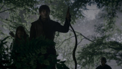 extant_GameOfThrones_4x02-TheLionAndTheRose_0202