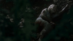 extant_GameOfThrones_4x02-TheLionAndTheRose_0205