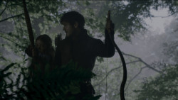 extant_GameOfThrones_4x02-TheLionAndTheRose_0208
