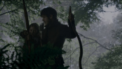 extant_GameOfThrones_4x02-TheLionAndTheRose_0213