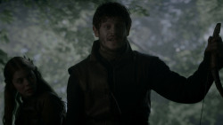 extant_GameOfThrones_4x02-TheLionAndTheRose_0231