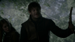 extant_GameOfThrones_4x02-TheLionAndTheRose_0234