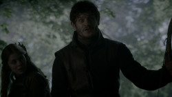 extant_GameOfThrones_4x02-TheLionAndTheRose_0236