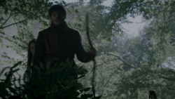 extant_GameOfThrones_4x02-TheLionAndTheRose_0244