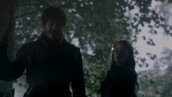 extant_GameOfThrones_4x02-TheLionAndTheRose_0257