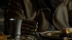 extant_GameOfThrones_4x02-TheLionAndTheRose_0281