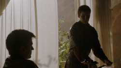 extant_GameOfThrones_4x02-TheLionAndTheRose_0289