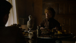 extant_GameOfThrones_4x02-TheLionAndTheRose_0291