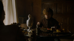 extant_GameOfThrones_4x02-TheLionAndTheRose_0299