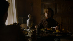 extant_GameOfThrones_4x02-TheLionAndTheRose_0304