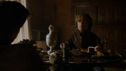 extant_GameOfThrones_4x02-TheLionAndTheRose_0305