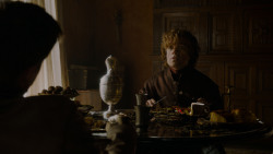 extant_GameOfThrones_4x02-TheLionAndTheRose_0312