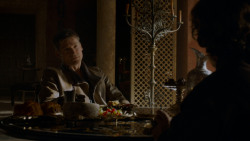 extant_GameOfThrones_4x02-TheLionAndTheRose_0319