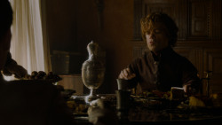extant_GameOfThrones_4x02-TheLionAndTheRose_0331