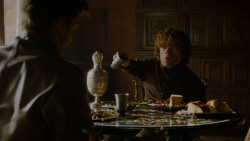 extant_GameOfThrones_4x02-TheLionAndTheRose_0358