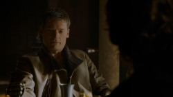 extant_GameOfThrones_4x02-TheLionAndTheRose_0363