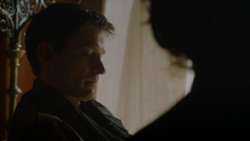 extant_GameOfThrones_4x02-TheLionAndTheRose_0375