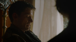 extant_GameOfThrones_4x02-TheLionAndTheRose_0378