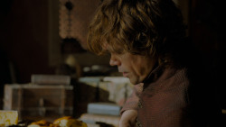 extant_GameOfThrones_4x02-TheLionAndTheRose_0383
