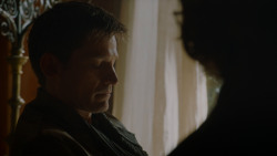 extant_GameOfThrones_4x02-TheLionAndTheRose_0385