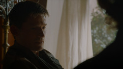 extant_GameOfThrones_4x02-TheLionAndTheRose_0391
