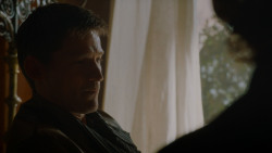 extant_GameOfThrones_4x02-TheLionAndTheRose_0397