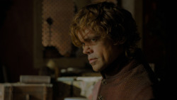 extant_GameOfThrones_4x02-TheLionAndTheRose_0405