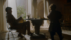 extant_GameOfThrones_4x02-TheLionAndTheRose_0408