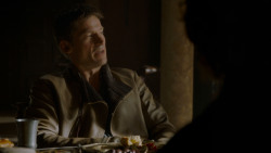 extant_GameOfThrones_4x02-TheLionAndTheRose_0422