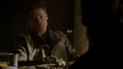 extant_GameOfThrones_4x02-TheLionAndTheRose_0432