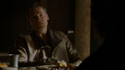 extant_GameOfThrones_4x02-TheLionAndTheRose_0434