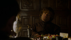 extant_GameOfThrones_4x02-TheLionAndTheRose_0444
