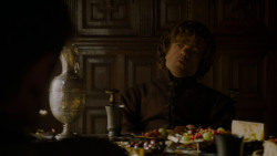extant_GameOfThrones_4x02-TheLionAndTheRose_0448