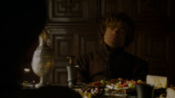 extant_GameOfThrones_4x02-TheLionAndTheRose_0452