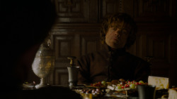extant_GameOfThrones_4x02-TheLionAndTheRose_0456