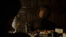 extant_GameOfThrones_4x02-TheLionAndTheRose_0459