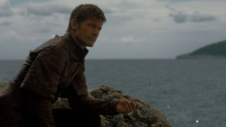 extant_GameOfThrones_4x02-TheLionAndTheRose_0469