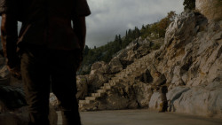 extant_GameOfThrones_4x02-TheLionAndTheRose_0482
