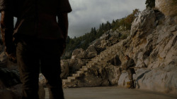 extant_GameOfThrones_4x02-TheLionAndTheRose_0483