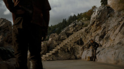 extant_GameOfThrones_4x02-TheLionAndTheRose_0492
