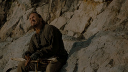 extant_GameOfThrones_4x02-TheLionAndTheRose_0504