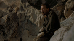 extant_GameOfThrones_4x02-TheLionAndTheRose_0540
